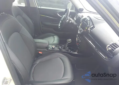 2017 Mini Clubman Cooper из США, поврежденный, VIN WMWLU1C37H2F28700